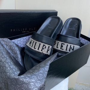 Black Slides Designer